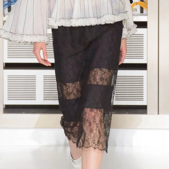 Chanel 17/SS Runway Black Lace Striped Midi Skirt - Picture 1 of 11